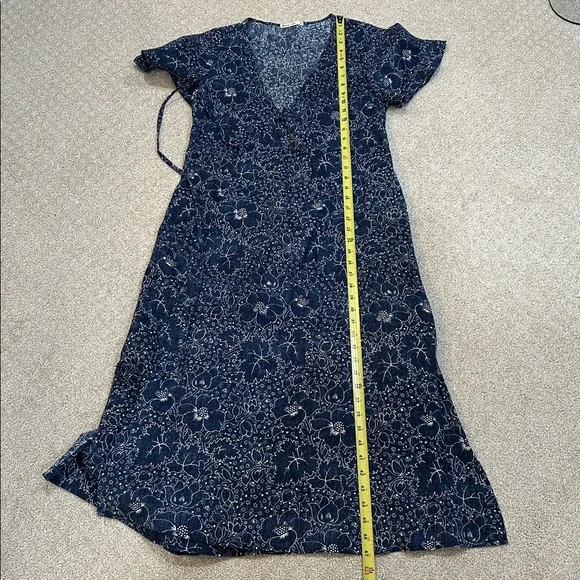 Marine Layer Emlyn Wrap Midi Dress Medium - Picture 14 of 14